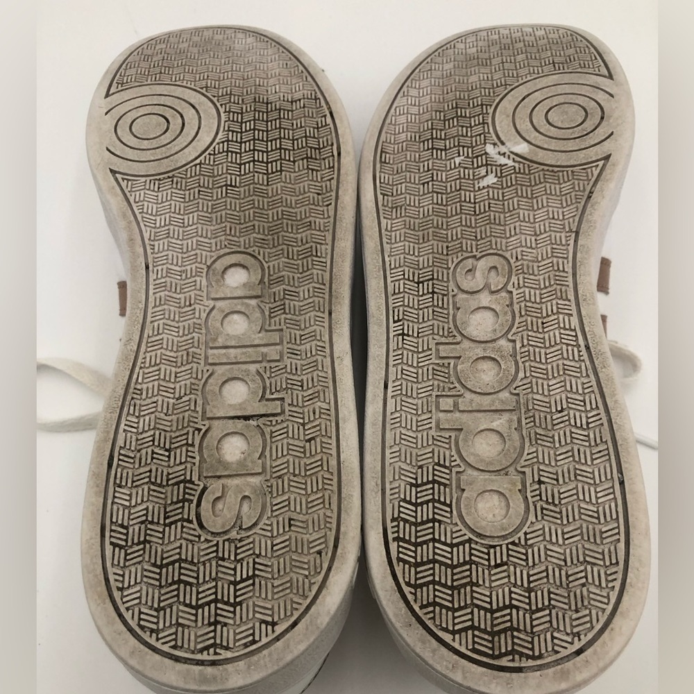 ADIDAS Gold trim sneakers - Picture 5 of 8